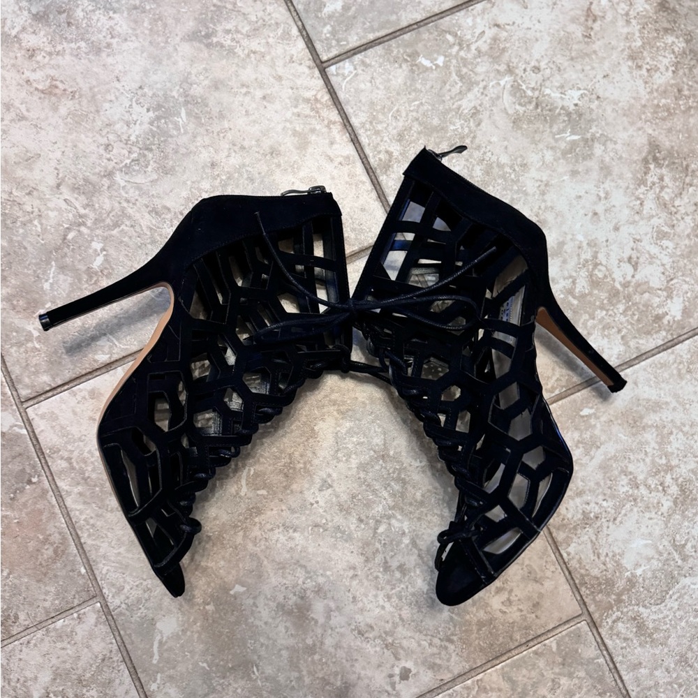 Open toe bootie